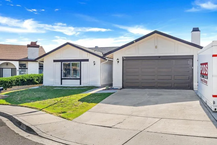 318 Vecino Court, Spring Valley, California 91977