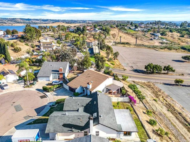 318 Vecino Court, Spring Valley, California 91977