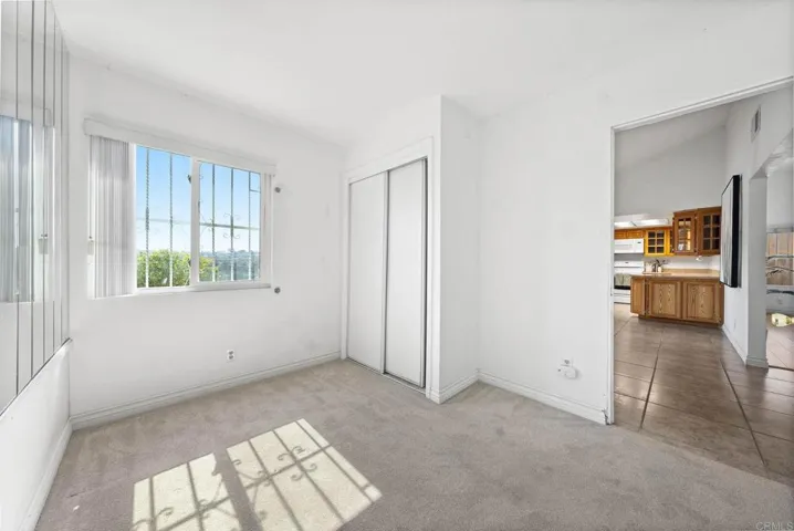 318 Vecino Court, Spring Valley, California 91977