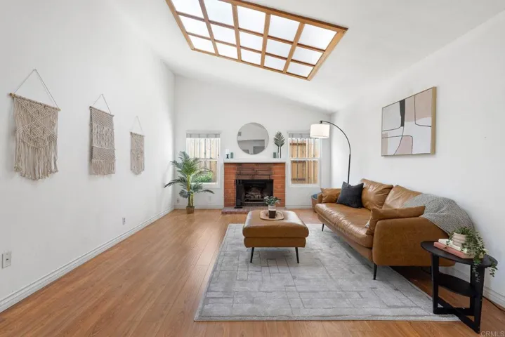 318 Vecino Court, Spring Valley, California 91977