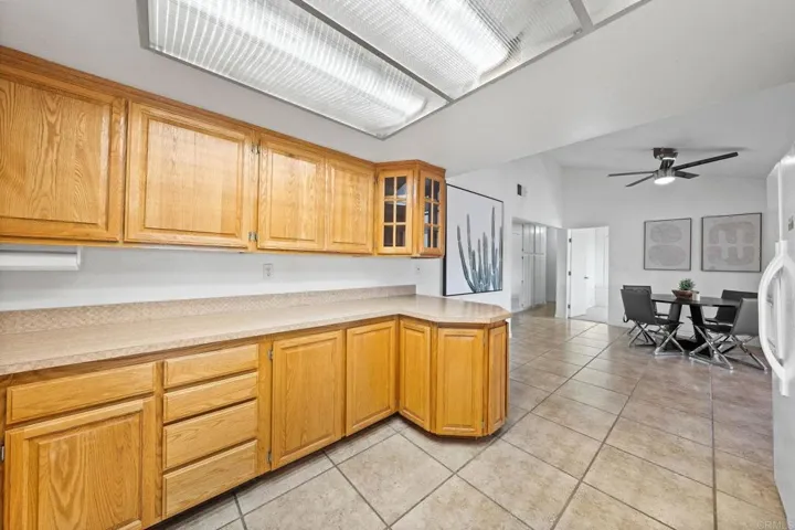 318 Vecino Court, Spring Valley, California 91977