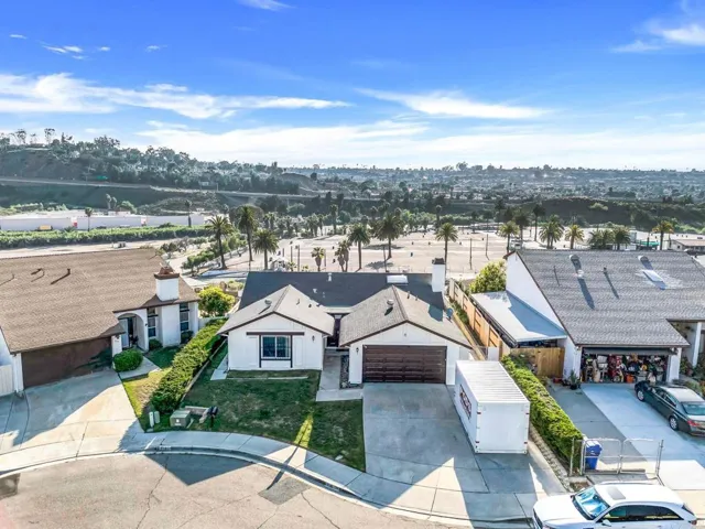 318 Vecino Court, Spring Valley, California 91977
