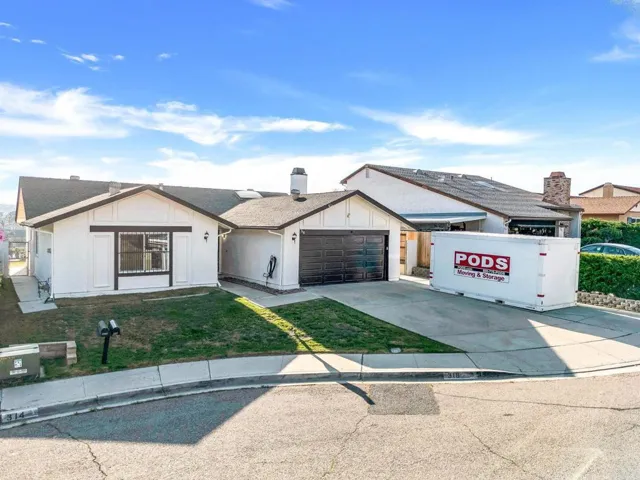 318 Vecino Court, Spring Valley, California 91977