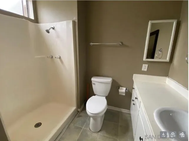2610 Chestnut Ave, Carlsbad, California 92010