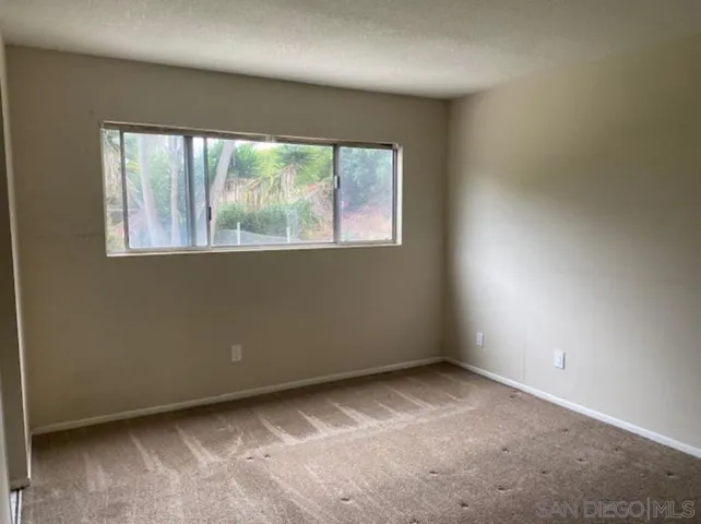 2610 Chestnut Ave, Carlsbad, California 92010