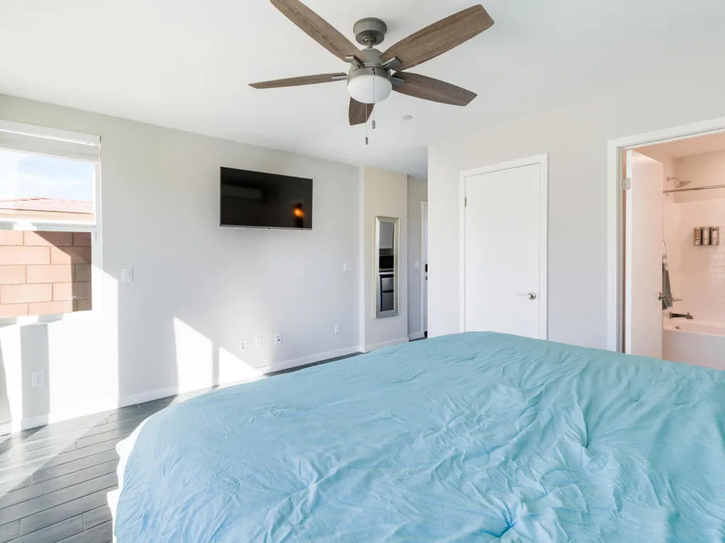 12463 Sylvanus Drive, Desert Hot Springs, California 92240 home-pic-45