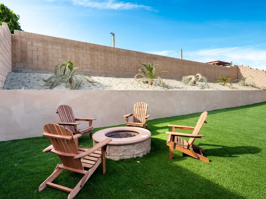 12463 Sylvanus Drive, Desert Hot Springs, California 92240 home-pic-61