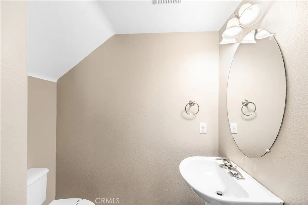 32702 Willowvail Circle, Temecula, California 92592 home-pic-22