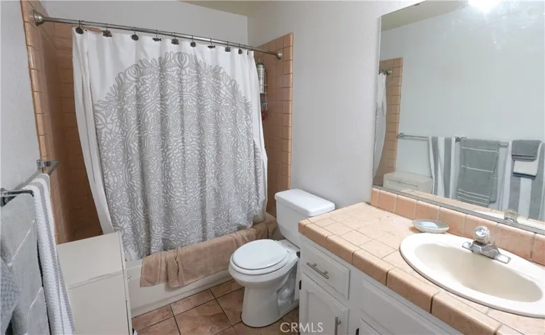 5030 Cardiff Lane, Atwater, California 95301
