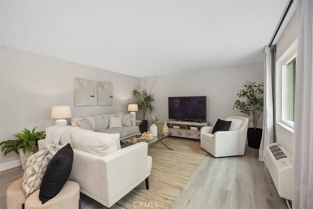 3241 San Amadeo 1g, Laguna Woods, California 92637 home-pic-4