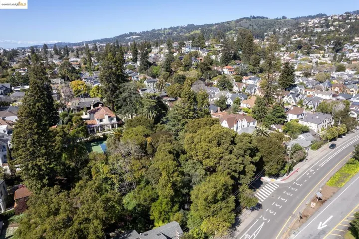 0 Ivanhoe, Oakland, California 94618