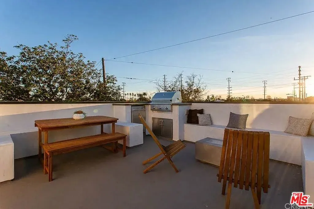 11011 Exposition Boulevard, Los Angeles, California 90064 home-pic-31