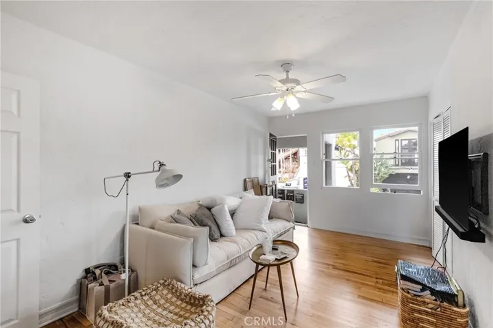 2468 Silverstrand Avenue, Hermosa Beach, California 90254