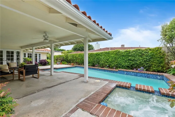 1162 Castlegate, North Tustin, California 92705