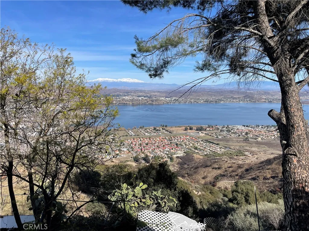 31805 Ortega, Lake Elsinore, California 92530, 3 Bedrooms Bedrooms, ,4 BathroomsBathrooms,Residential,For Sale,Ortega,SW25127620