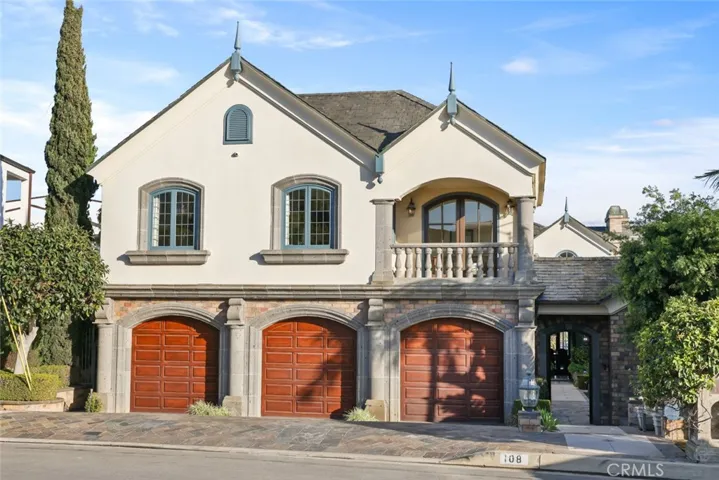 108 Kings Place, Newport Beach, California 92663