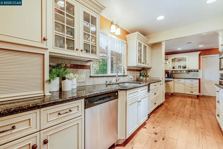 49 Terra Bella Dr, Walnut Creek, California 94596