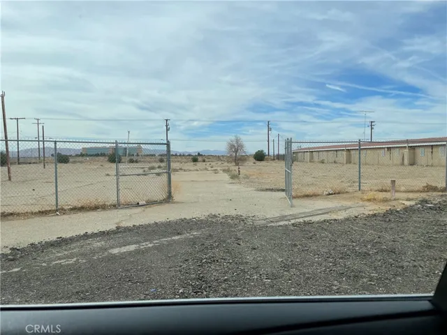 31280140 Sierra, Lancaster, California 93535