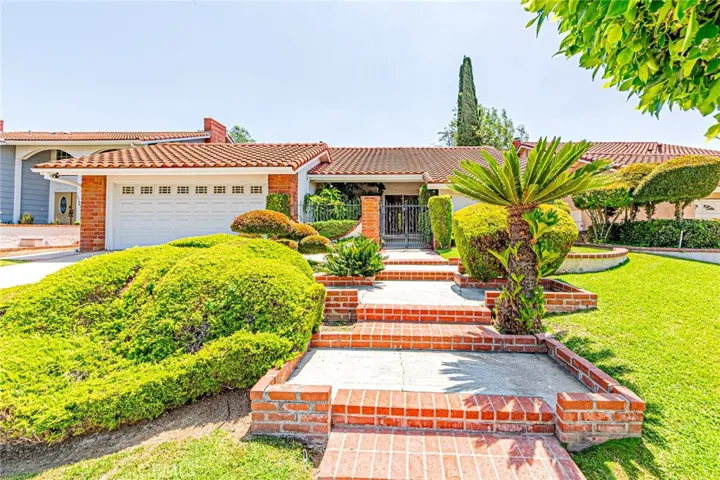 1736 Island Drive, Fullerton, California 92833
