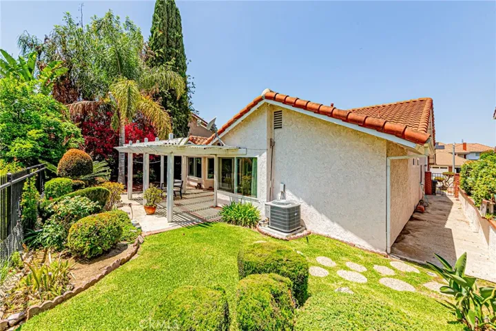 1736 Island Drive, Fullerton, California 92833