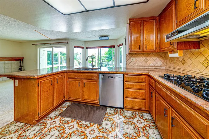 1736 Island Drive, Fullerton, California 92833