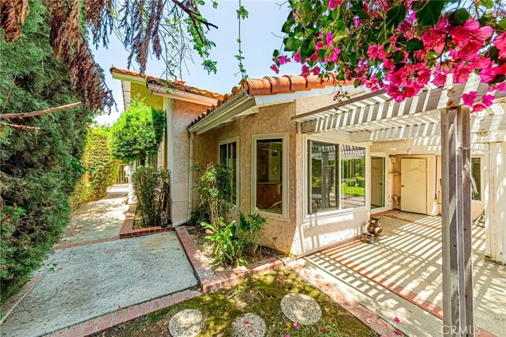 1736 Island Drive, Fullerton, California 92833