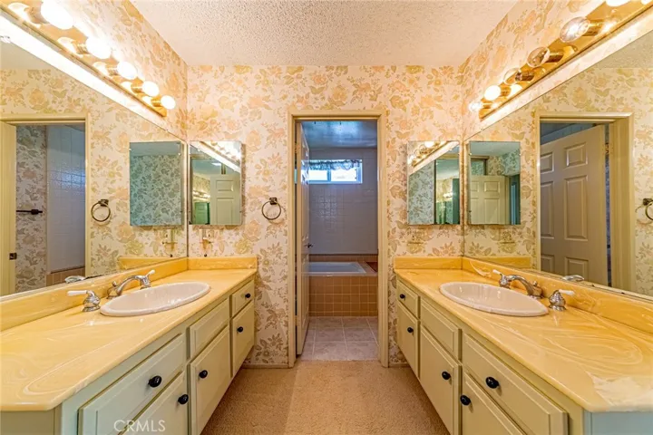1736 Island Drive, Fullerton, California 92833