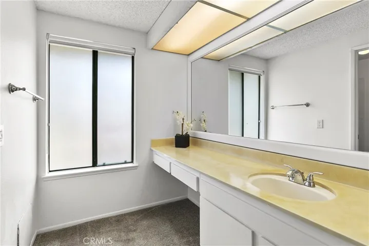Ensuite Bathroom for Bedroom #1
