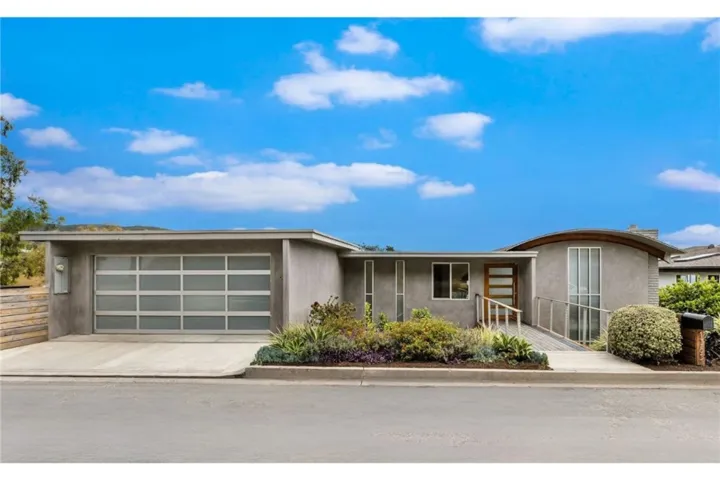 1385 Terrace Way, Laguna Beach, California 92651