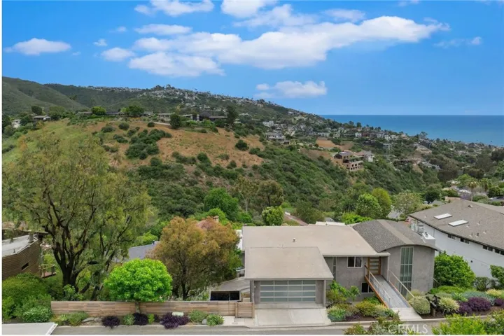Oversized lot in Temple Hills