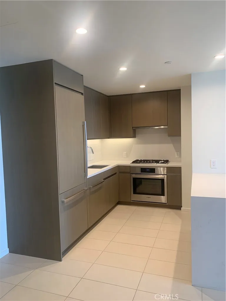 889 Francisco Street 2601, Los Angeles, California 90017 home-pic-11