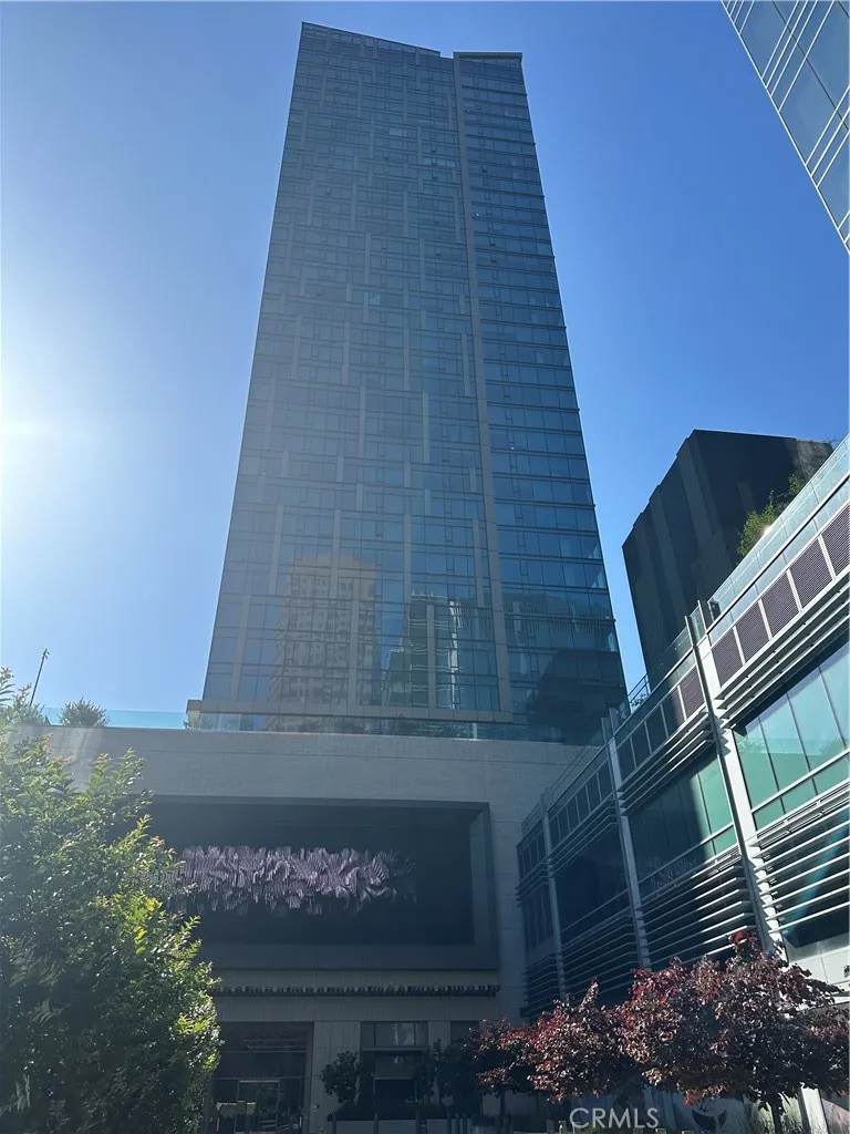 889 Francisco Street 2601, Los Angeles, California 90017 home-pic-0