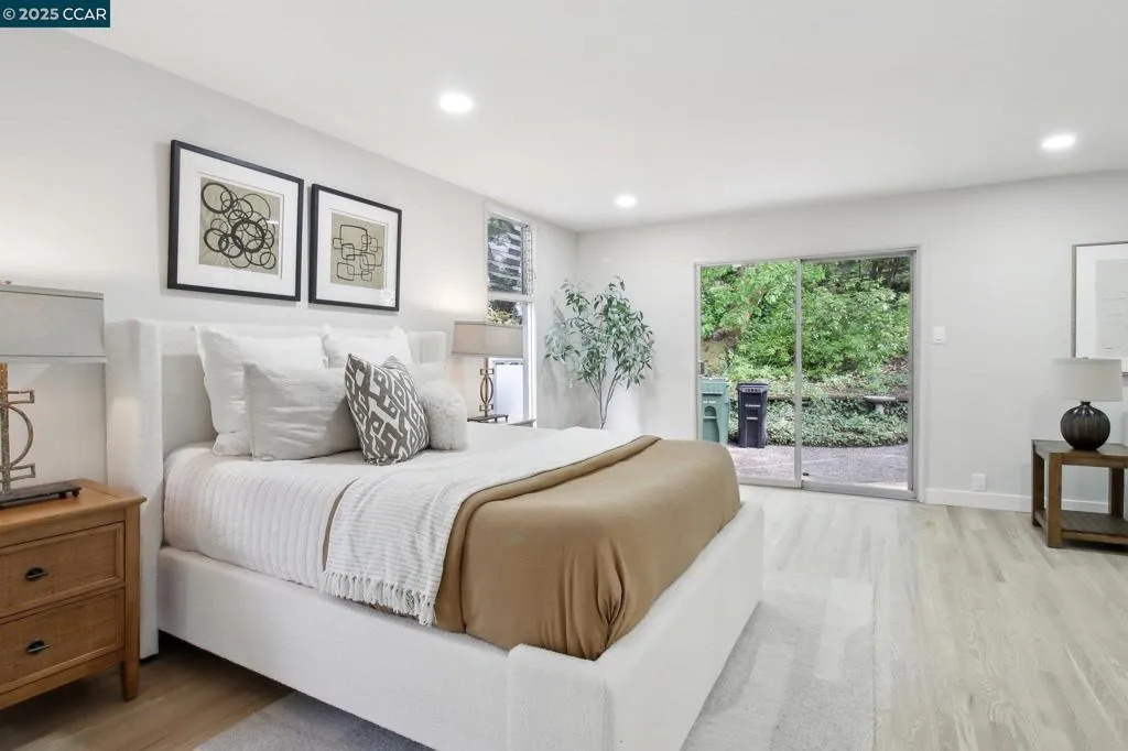 30 La Cuesta Rd, Orinda, California 94563 home-pic-14