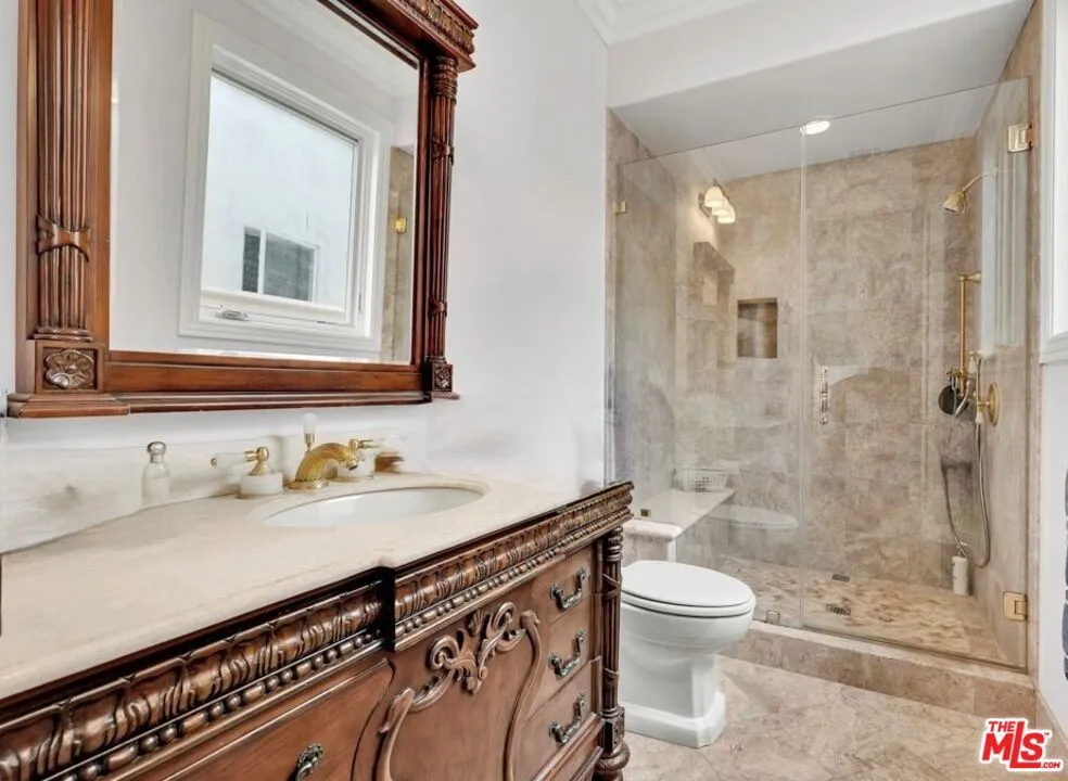 10517 Blythe Avenue, Los Angeles, California 90064 home-pic-11