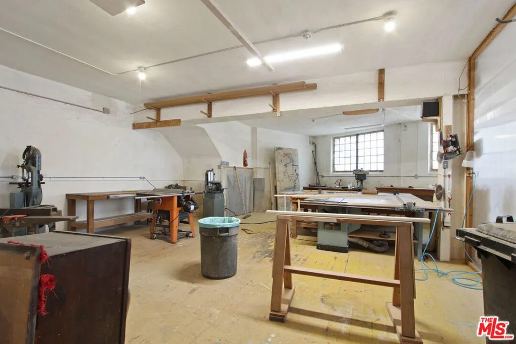 110 Mildred Avenue, Venice, California 90291 home-pic-13