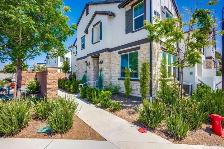 41986 Ornella Street 1304, Murrieta, California 92562