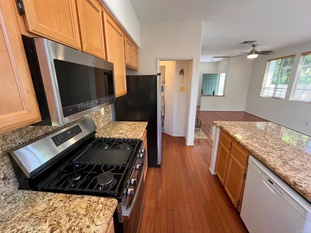 558 Sweet Pea Pl, Encinitas, California 92024