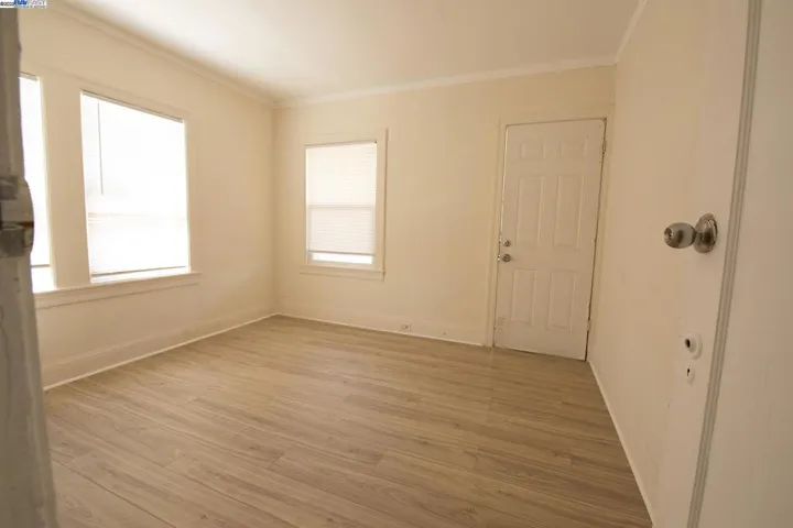 7800 Lockwood St, Oakland, California 94621