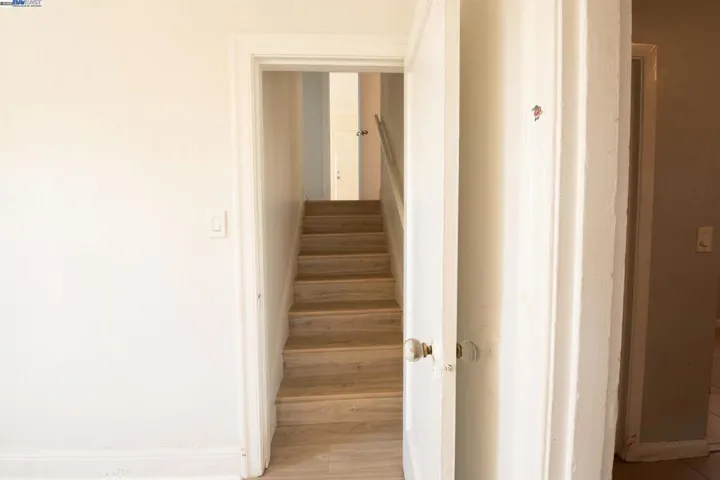 7800 Lockwood St, Oakland, California 94621