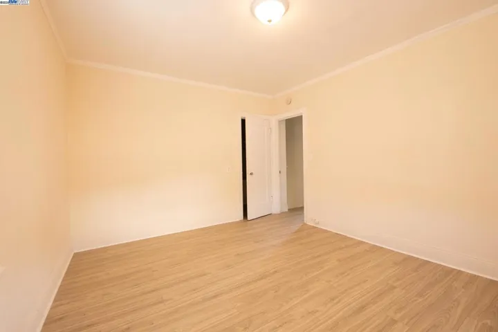 7800 Lockwood St, Oakland, California 94621