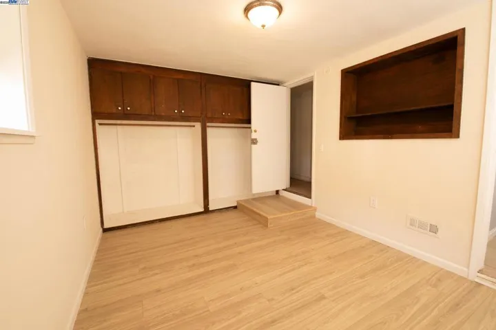 7800 Lockwood St, Oakland, California 94621