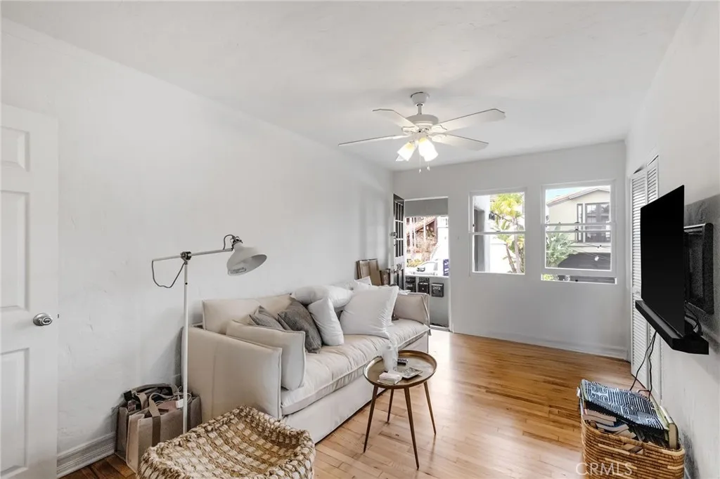 2468 Silverstrand Avenue, Hermosa Beach, California 90254 home-pic-13