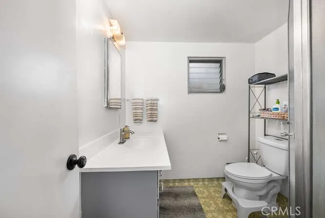6016 Sugarwood Street, Lakewood, California 90713