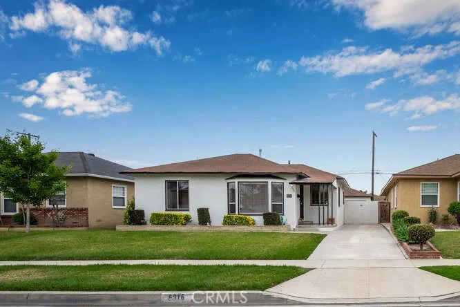 6016 Sugarwood Street, Lakewood, California 90713
