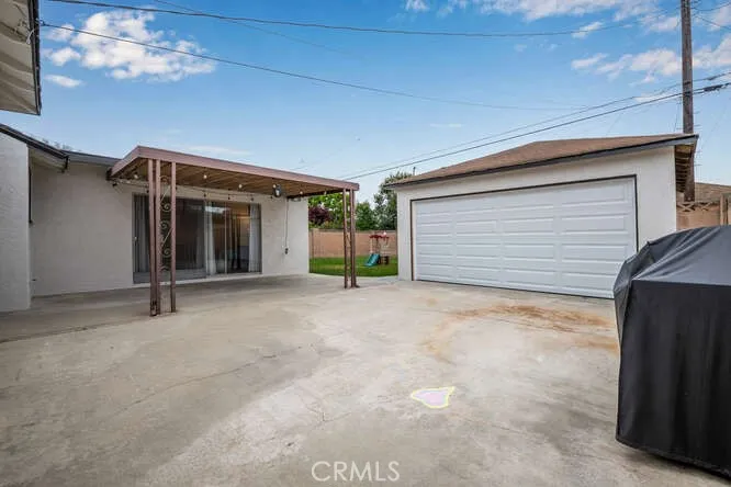 6016 Sugarwood Street, Lakewood, California 90713
