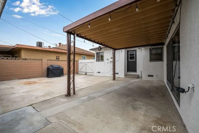 6016 Sugarwood Street, Lakewood, California 90713