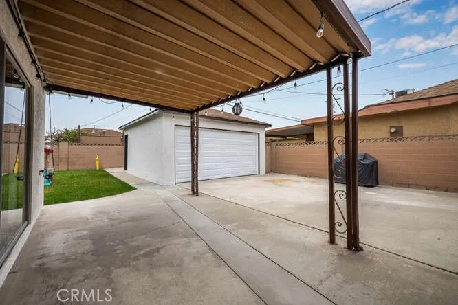 6016 Sugarwood Street, Lakewood, California 90713