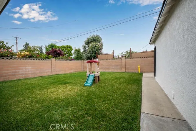 6016 Sugarwood Street, Lakewood, California 90713