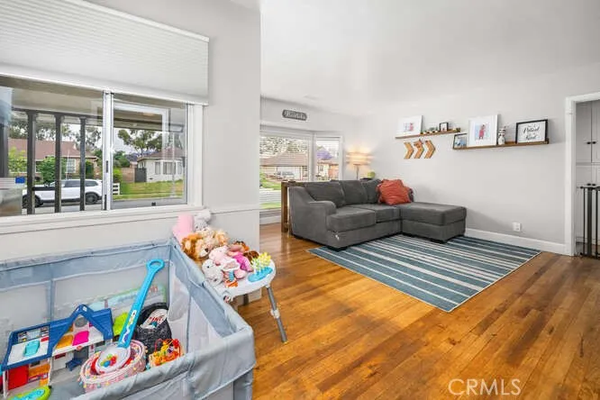 6016 Sugarwood Street, Lakewood, California 90713