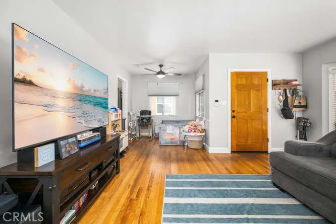 6016 Sugarwood Street, Lakewood, California 90713